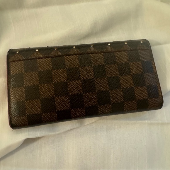 Authentic Louis Vuitton Studded Damier Sarah Wallet - Picture 2 of 10